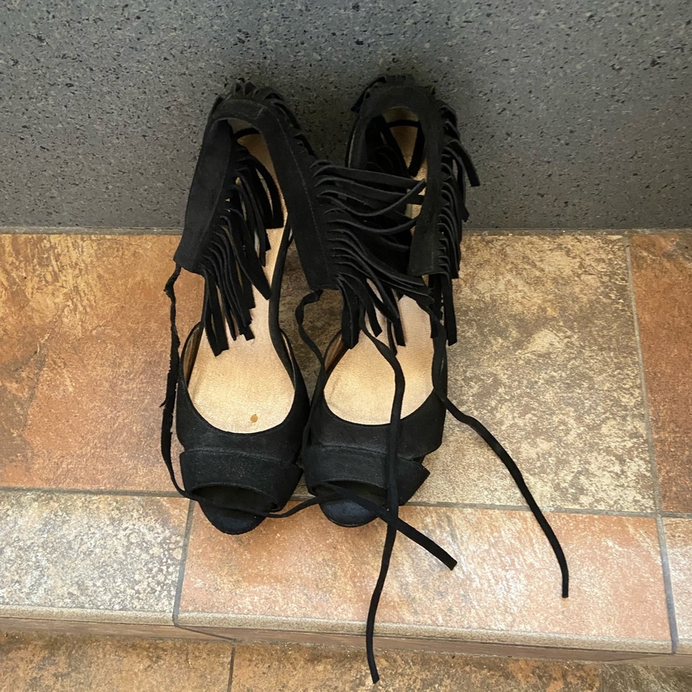 Steve Madden Suede fringe Heels